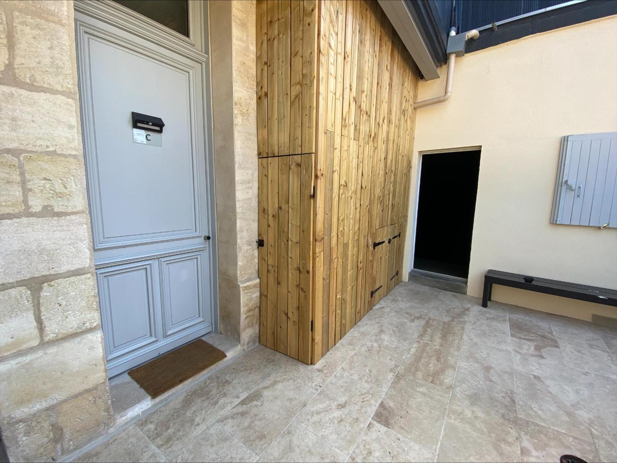 Mieuxqualhotel Jacuzzi Privatif La Retro Bordeaux Bagian luar foto